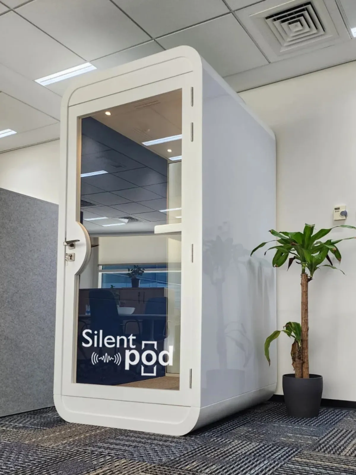 S-Pod-at-Dubai-Silicon-Oasis